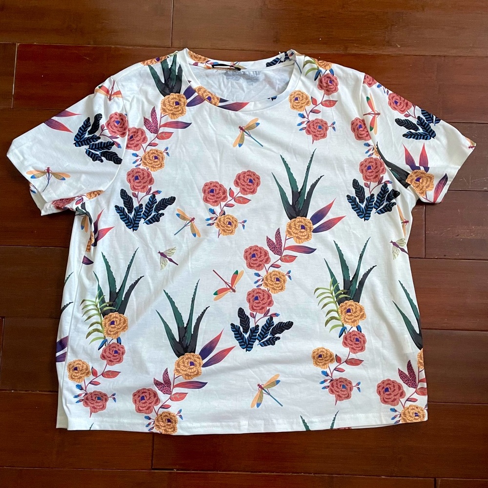 SHEIN Floral Tshirt